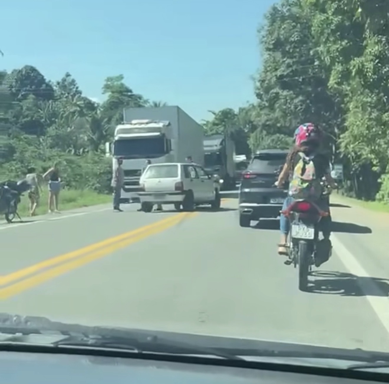 Acidente é registrado em Rio Novo do Sul e mobiliza atenção de motoristas
